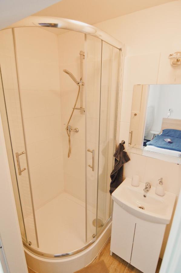 Aparthotel Vitkovice Ostrava Exteriör bild